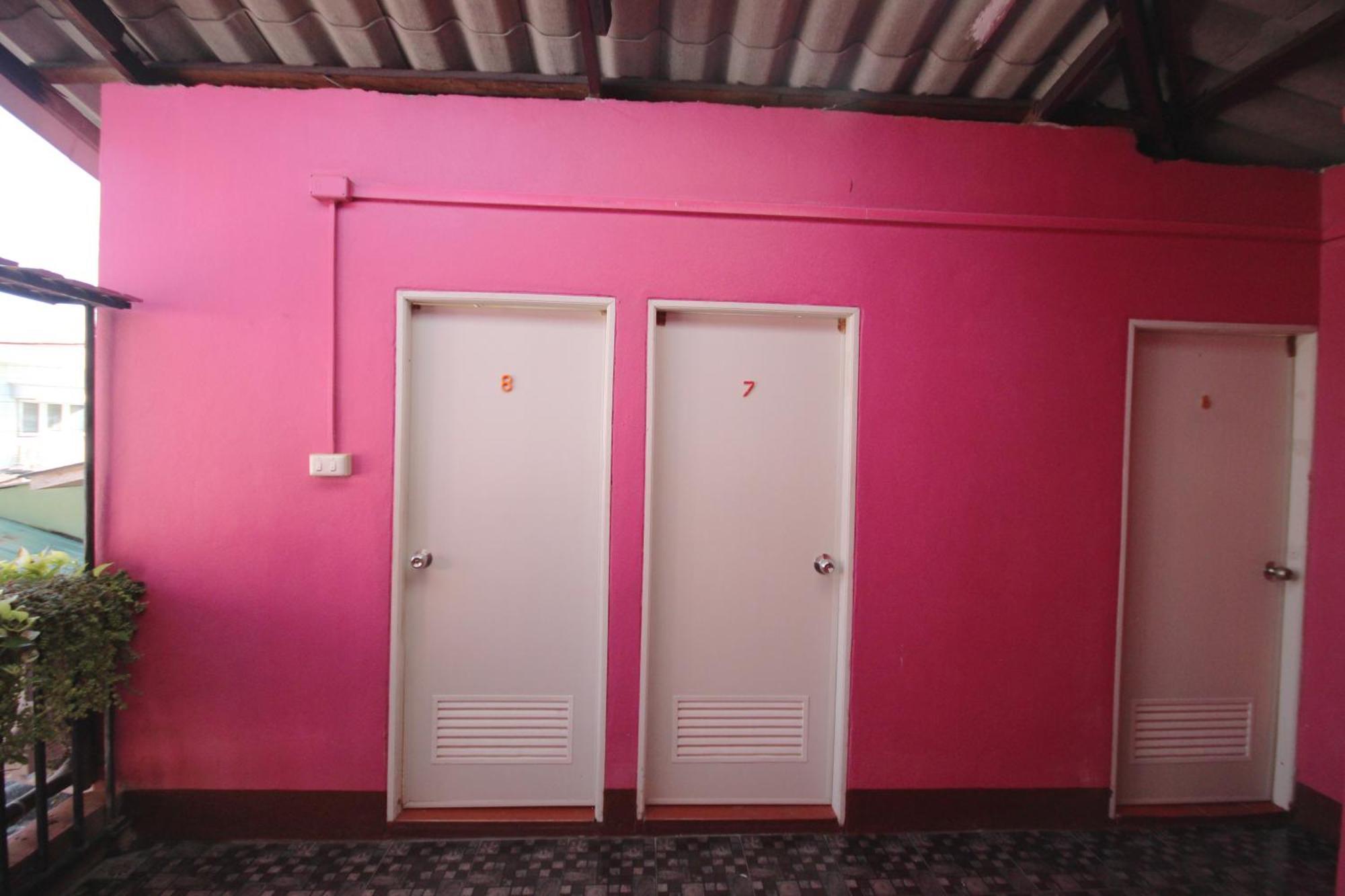 Baan Bua Homestay تْشينيغْرايْ الغرفة الصورة